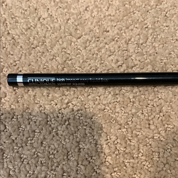 Clinique High Impact Liquid Liner in Black - Picture 1 of 1